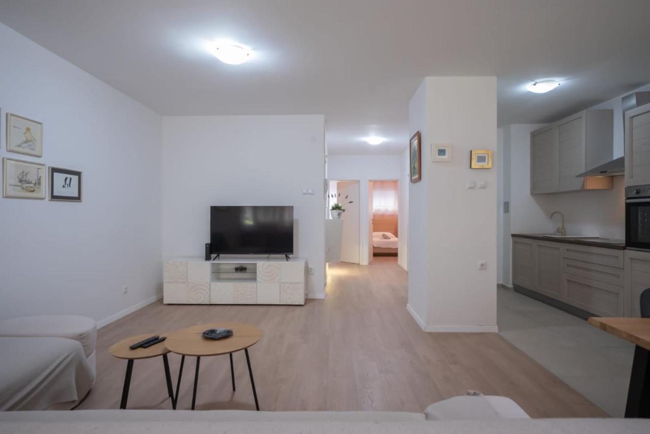 Апартаменти Apartman Mirjana Спліт Екстер'єр фото