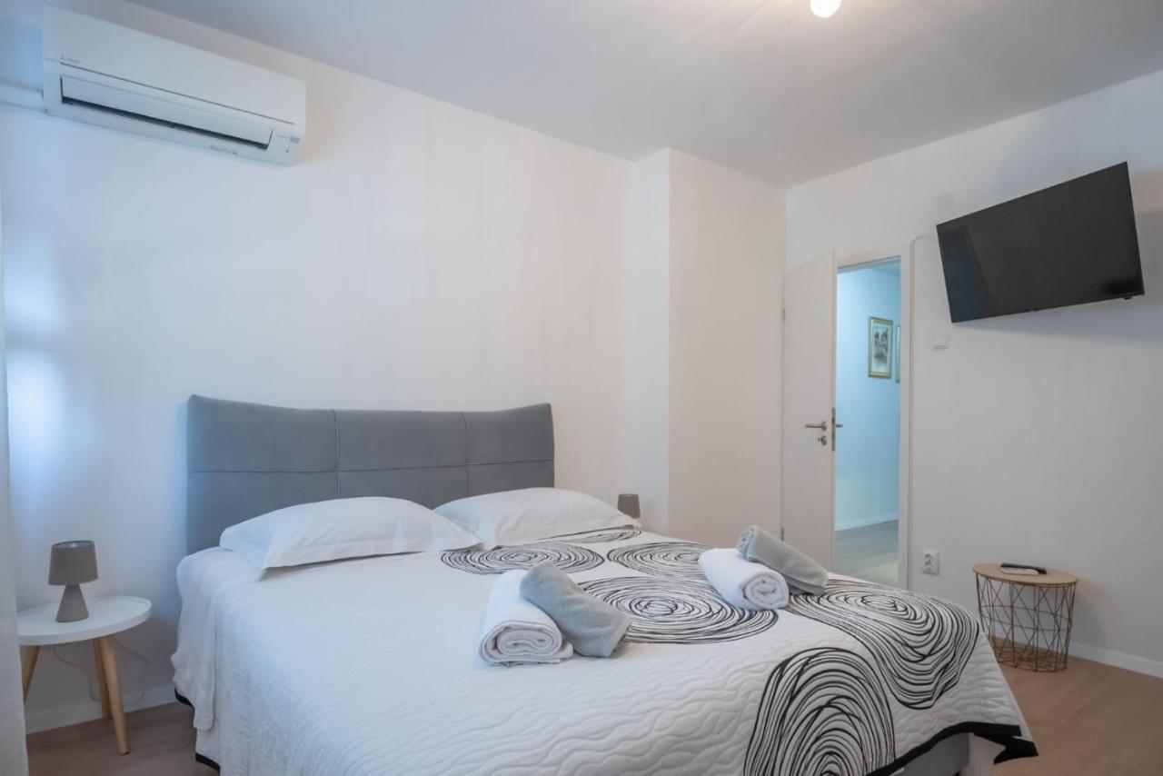 Апартаменти Apartman Mirjana Спліт Екстер'єр фото